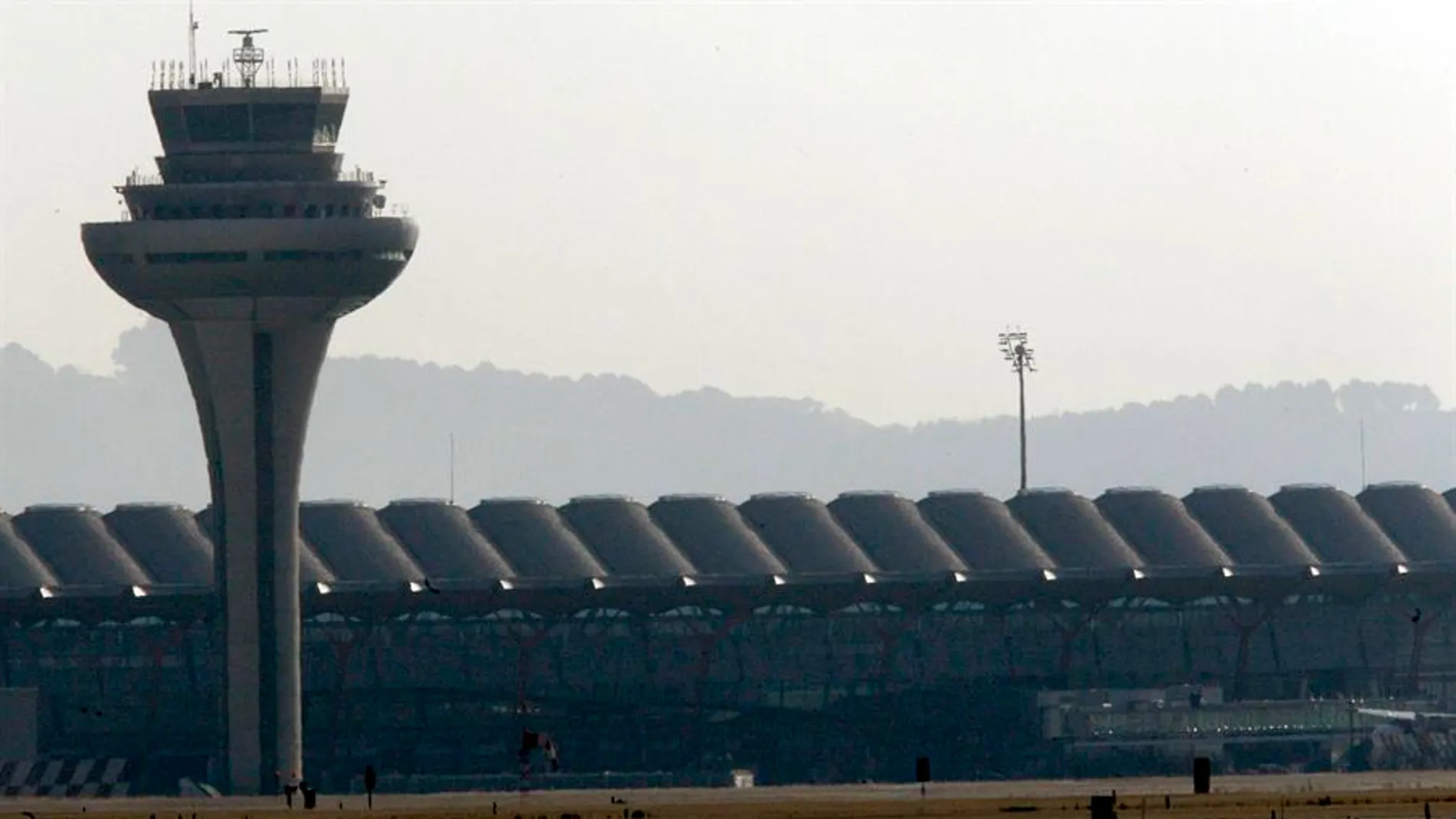 Torre de control del Aeropuerto de Barajas