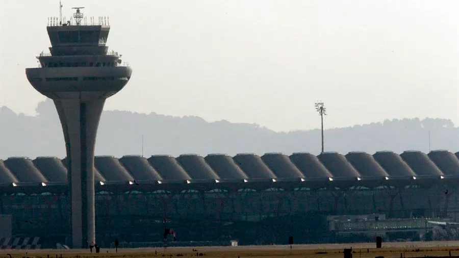 Torre de control del Aeropuerto de Barajas