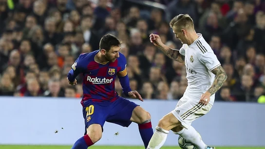 Leo Messi y Toni Kroos. Leo Messi y Toni Kroos.