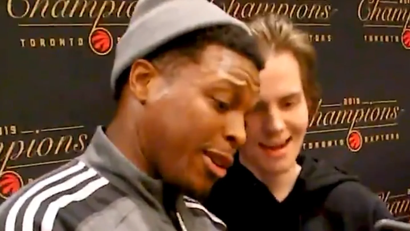 Kyle Lowry realiza una videollamada a Jimmy Butler Kyle Lowry realiza una videollamada a Jimmy Butler