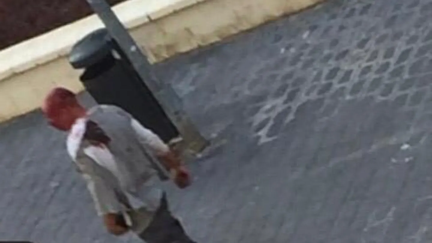 Paliza Málaga Una mujer golpea al presunto violador de su sobrina