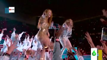 Lo que hay detrás de los impresionantes looks de Shakira y Jennifer López en la Super Bowl