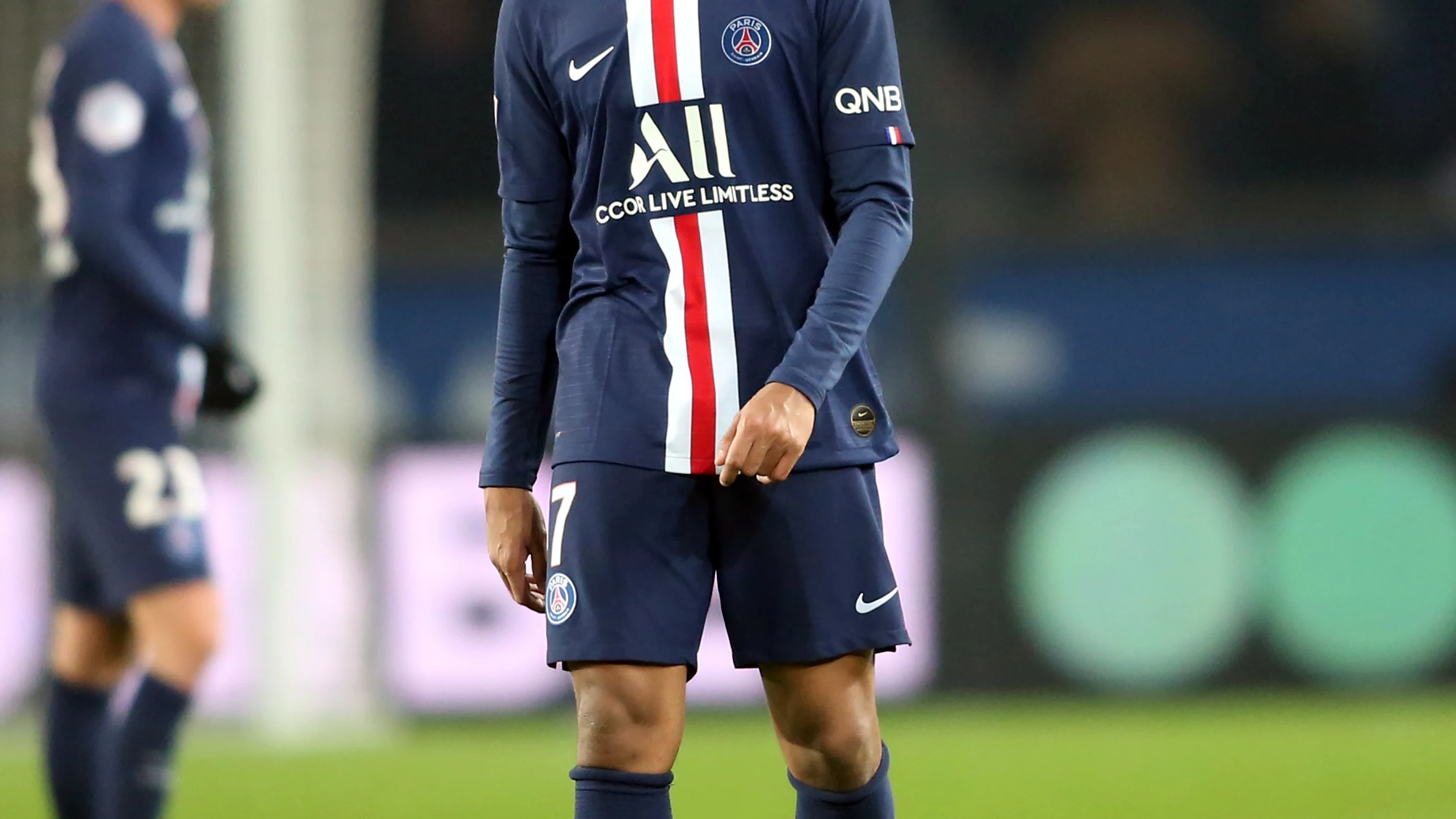 Mbappé, contrariado durante un partido del PSG