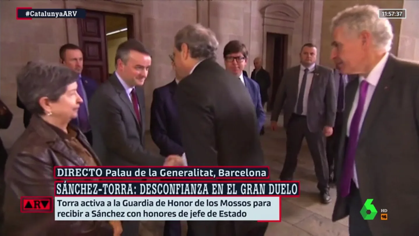 El saludo de Iván Redondo a Quim Torra El saludo de Iván Redondo a Quim Torra