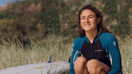 La surfista Poeti Norac La surfista Poeti Norac