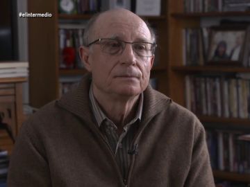 Ángel Hernández, sobre la eutanasia: "Encontré un vaso lleno de sufrimiento y lo agité para que salpicara a todos, trascendiendo fronteras" Ángel Hernández, sobre la eutanasia: "Encontré un vaso lleno de sufrimiento y lo agité para que salpicara a todos, trascendiendo fronteras"