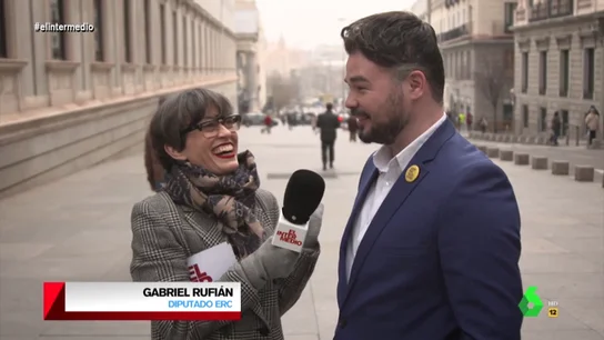 La 'picante' confesión de Rufián sobre las miradas entre PSOE y Unidas Podemos: "Veo más sexo que amor" La 'picante' confesión de Rufián sobre las miradas entre PSOE y Unidas Podemos: "Veo más sexo que amor"