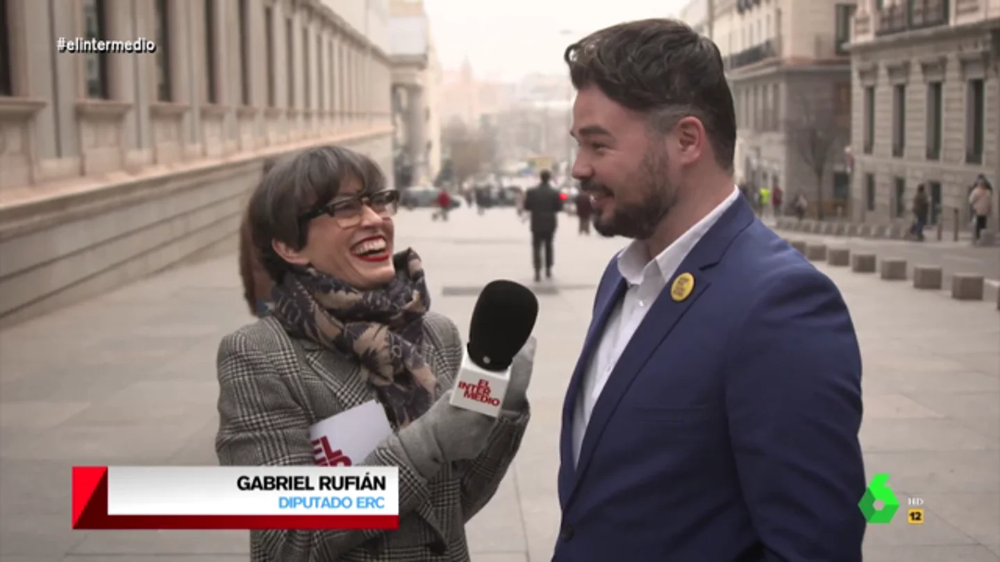 La 'picante' confesión de Rufián sobre las miradas entre PSOE y Unidas Podemos: "Veo más sexo que amor" La 'picante' confesión de Rufián sobre las miradas entre PSOE y Unidas Podemos: "Veo más sexo que amor"