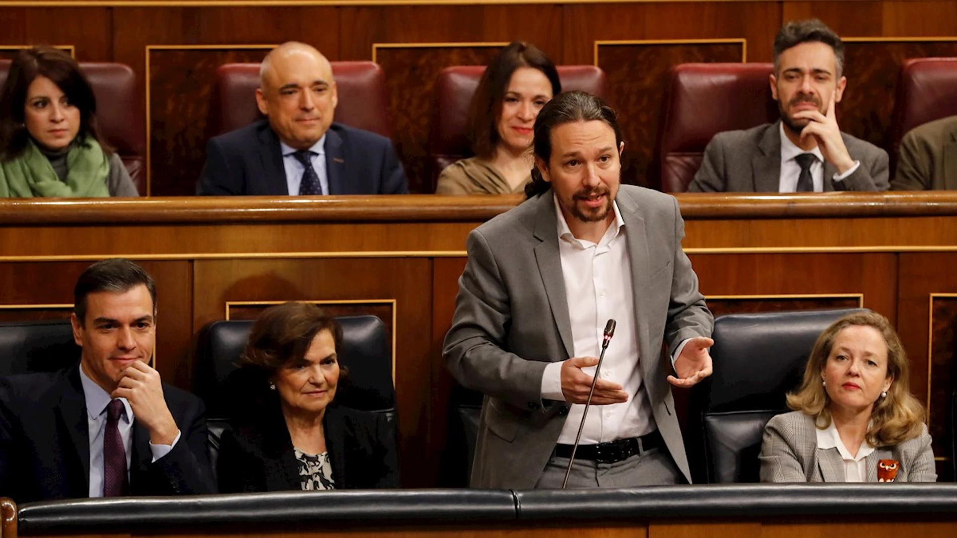 Pablo Iglesias, Pedro Sánchez, Carmen Calvo y Nadia Calviño, en el Congreso