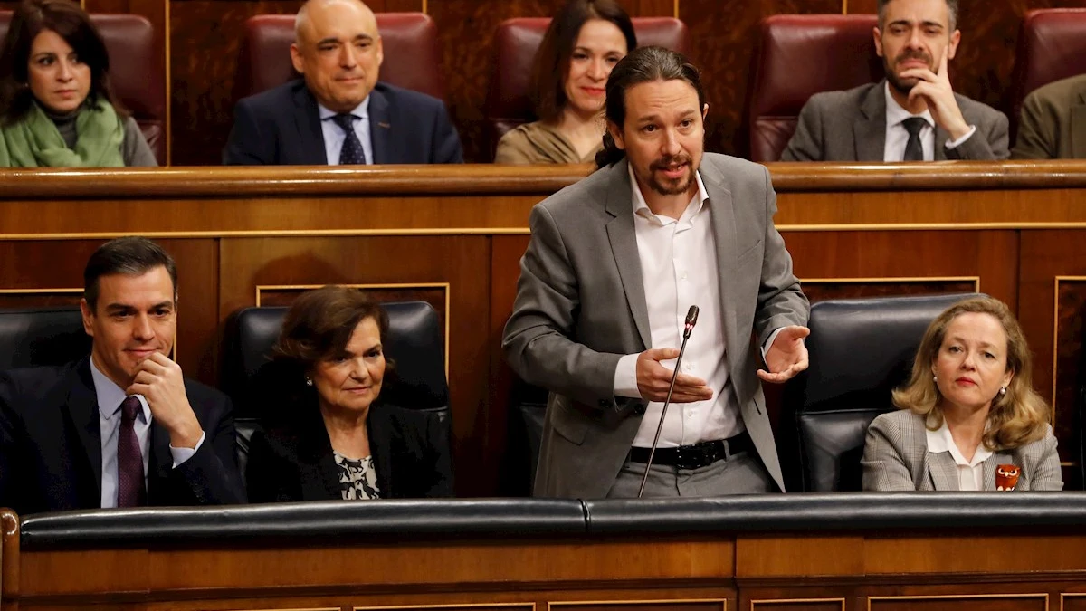 Pablo Iglesias, Pedro Sánchez, Carmen Calvo y Nadia Calviño, en el Congreso