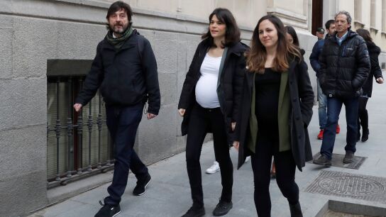 Isabel Serra (c), a su llegada al TSJ de Madrid 