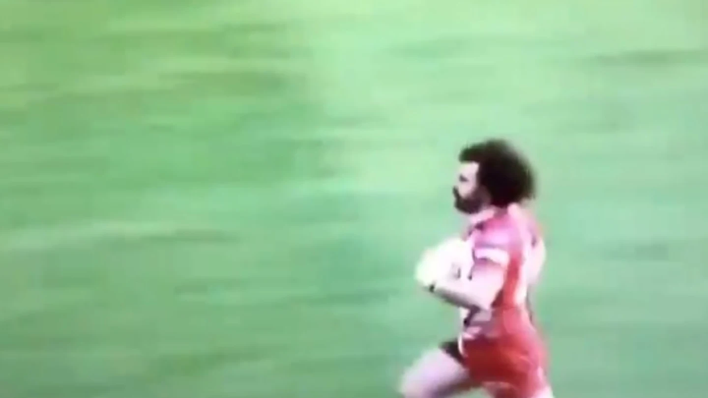 Jugador de rugby parecido a Mohamed Salah. Jugador de rugby parecido a Mohamed Salah.