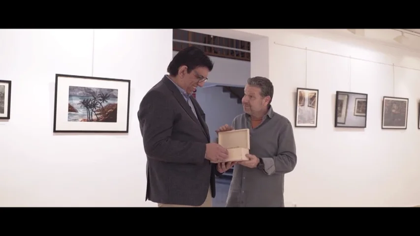 Alberto Chicote quiere que Juan Antonio tenga un recuerdo suyo y le hace un regalo muy especial