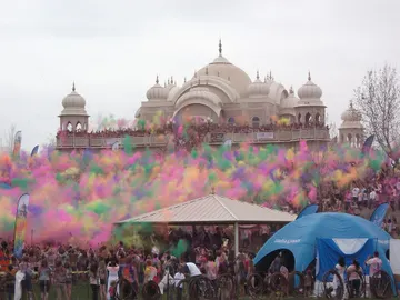 Holi Holi