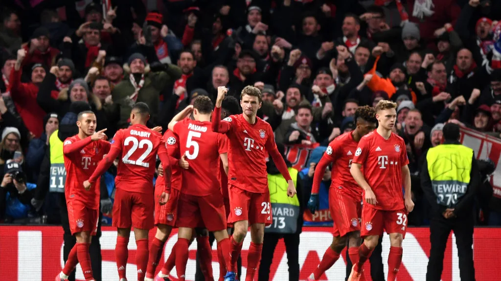 Los jugadores del Bayern Múnich celebran un gol ante el Chelsea