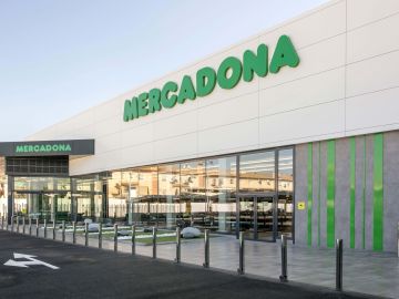 Fachada de un Mercadona Fachada de un Mercadona