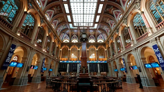 Imagen de archivo de la bolsa de Madrid Imagen de archivo de la bolsa de Madrid