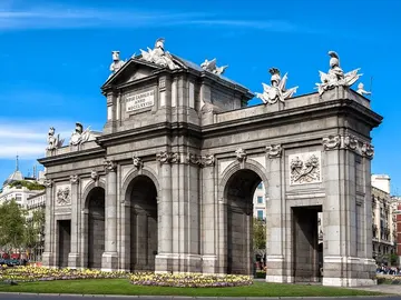 Puerta de Alcalá Puerta de Alcalá