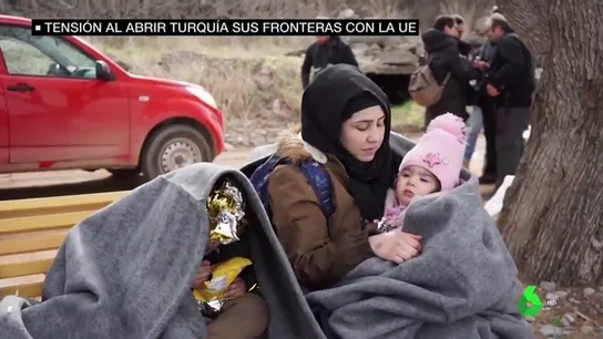 Turquía abre sus fronteras a los migrantes y presiona a la UE para que se implique en la crisis humanitaria Turquía abre sus fronteras a los migrantes y presiona a la UE para que se implique en la crisis humanitaria
