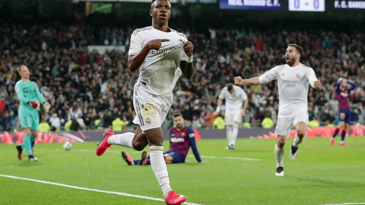 Vinicius celebra un gol con el Real Madrid