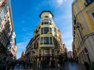 León y Gaudí León y Gaudí