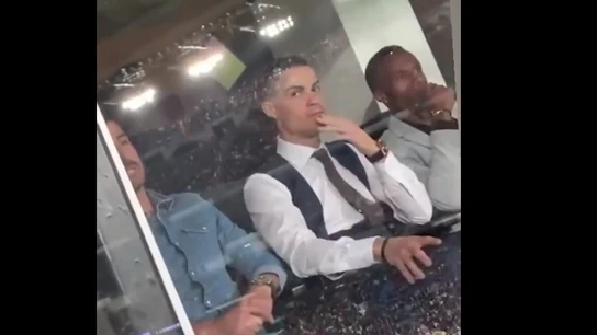 Cristiano Ronaldo, en el palco del Santiago Bernabéu Cristiano Ronaldo, en el palco del Santiago Bernabéu