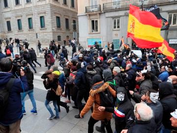 Manifestación de policías y guardias civiles ante el Congreso Manifestación de policías y guardias civiles ante el Congreso