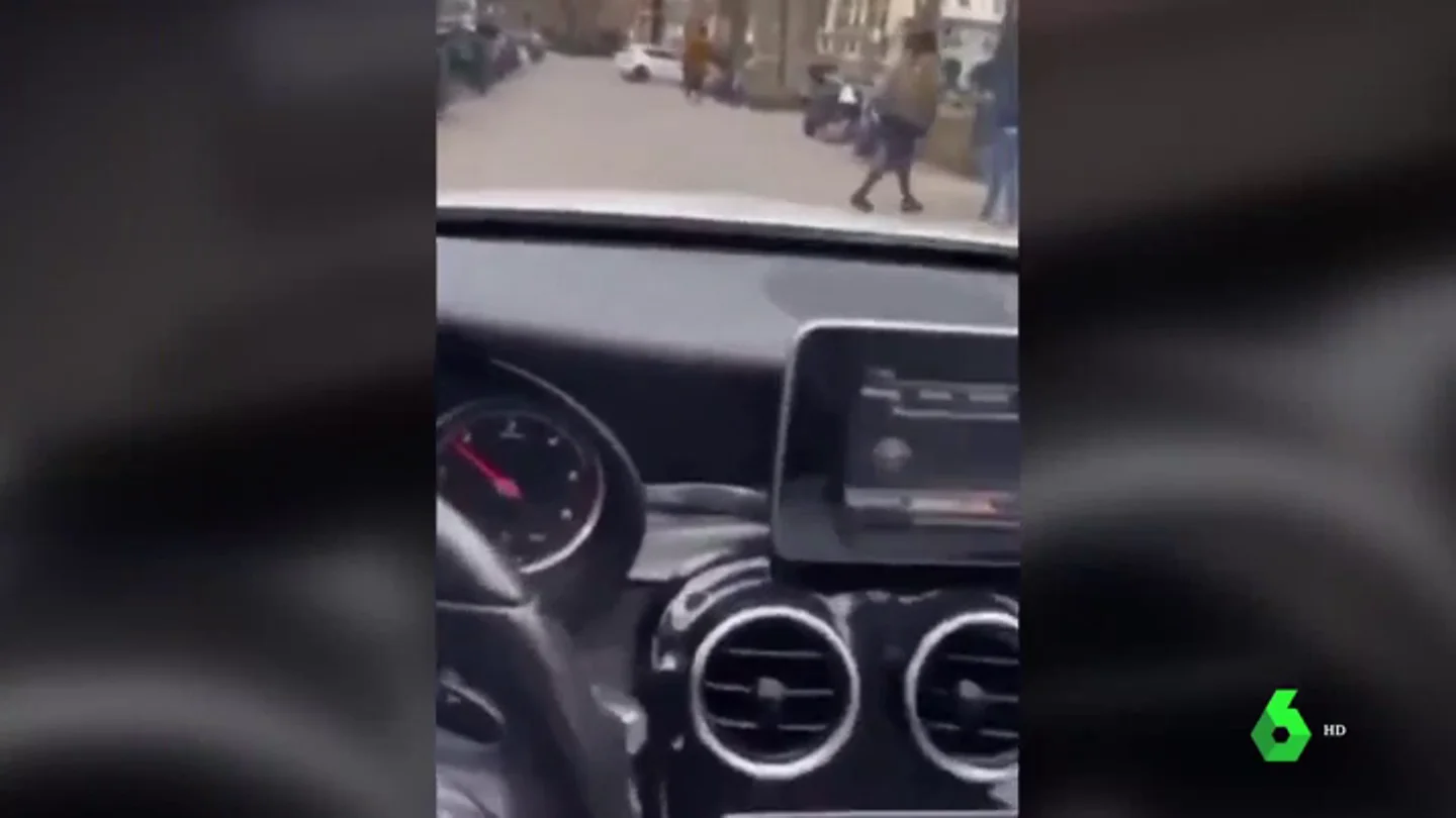Detenido por conducir por una acera del Paseo de la Castellana Detenido por conducir por una acera del Paseo de la Castellana