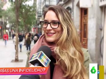 España se confiesa: ¿qué perdonarían antes a su pareja, una noche loca con otra persona o que tontee por el móvil durante meses? España se confiesa: ¿qué perdonarían antes a su pareja, una noche loca con otra persona o que tontee por el móvil durante meses?