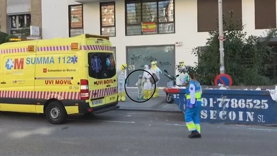 La menor con coronavirrus de Madrid, durante su traslado La menor con coronavirrus de Madrid, durante su traslado