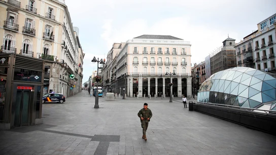 Imagen de la Puerta del Sol durante el confinamiento de marzo Imagen de la Puerta del Sol durante el confinamiento de marzo