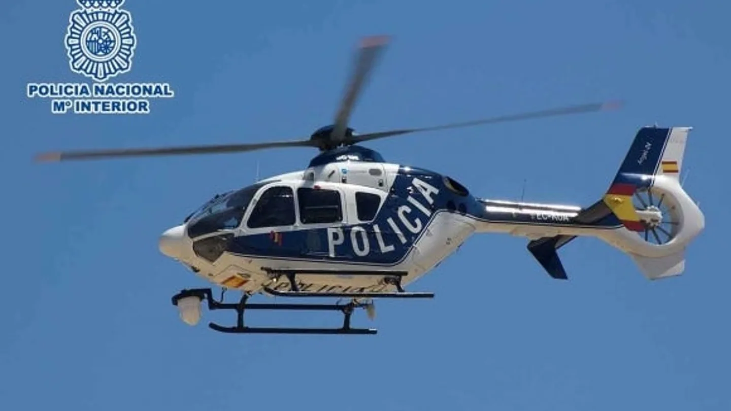 Helicóptero de la Policía Nacional Helicóptero de la Policía Nacional