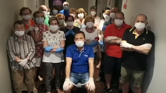 Decenas de españoles atrapados en Perú por el coronavirus: "Hemos gastado 30.000 euros en billetes y no nos dejan salir" Decenas de españoles atrapados en Perú por el coronavirus: "Hemos gastado 30.000 euros en billetes y no nos dejan salir"