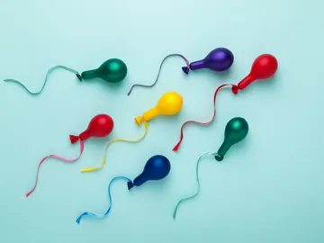 Globos simulando espermatozoides Globos simulando espermatozoides