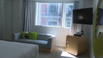Imagen de una de las habitaciones de un hotel de Madrid en el que se pueden quedar los sanitatios para evitar contagios