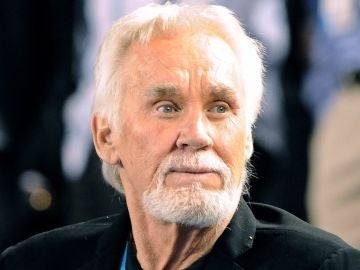 Imagen de archivo de la estrella del country Kenny Rogers Imagen de archivo de la estrella del country Kenny Rogers