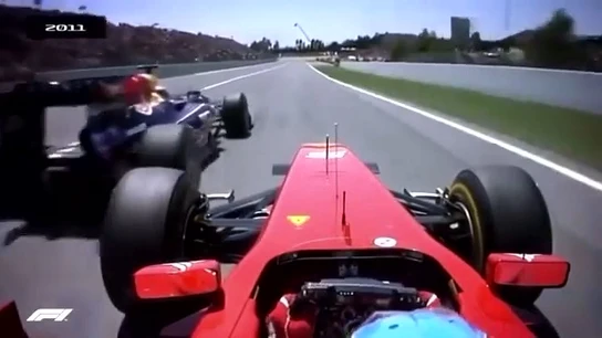 Fernando Alonso adelanta a Mark Webber Fernando Alonso adelanta a Mark Webber