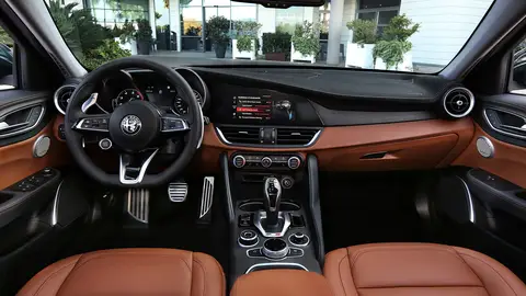Alfa Guiulia Alfa Guiulia