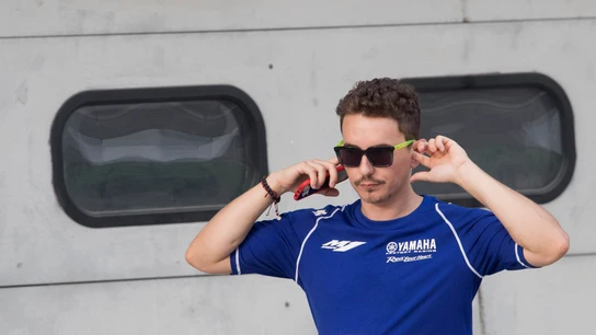 Jorge Lorenzo, en el paddock Jorge Lorenzo, en el paddock