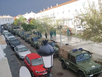 La UME ejerciendo labores de desinfección en Santiago de Alcántara La UME ejerciendo labores de desinfección en Santiago de Alcántara
