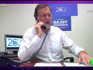 Vídeo manipulado - Rajoy presume de estar "estupendamente" en plena crisis por el coronavirus Vídeo manipulado - Rajoy presume de estar "estupendamente" en plena crisis por el coronavirus