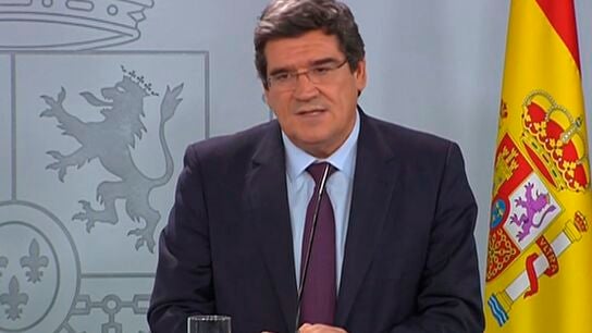 Jos&eacute; Luis Escriv&aacute;, ministro de Inclusi&oacute;n, Seguridad Social y Migraciones, durante la rueda de prensa