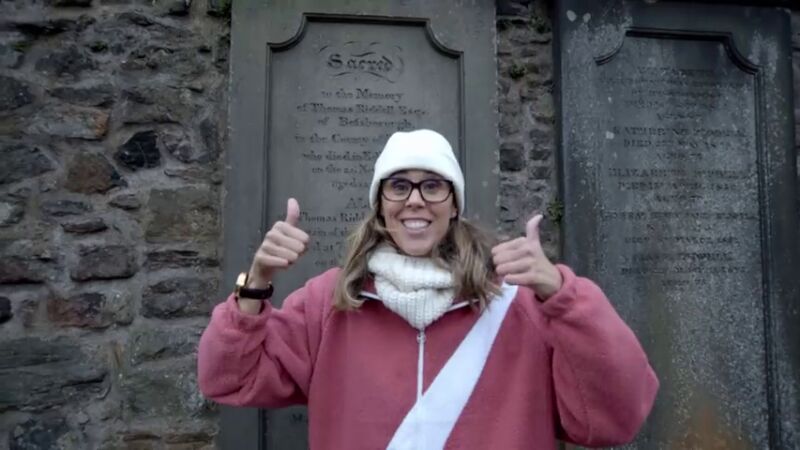 Amaya Valdemoro en busca de Harry Potter en Escocia