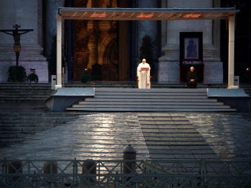El papa Francisco, durante el 'Urbi et Orbi' El papa Francisco, durante el 'Urbi et Orbi'