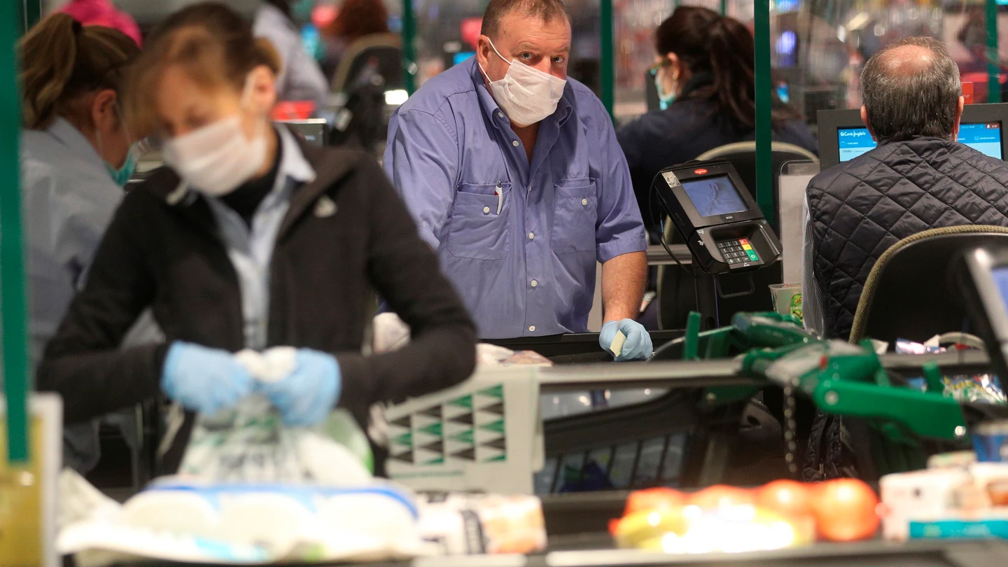 Guía para hacer la compra: trucos y consejos y trucos para evitar contagios por coronavirus Guía para hacer la compra: trucos y consejos y trucos para evitar contagios por coronavirus