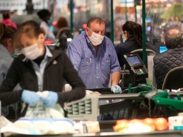 Mercadona, Día, Alcampo y las alternativas del pequeño comercio para hacer la compra online Mercadona, Día, Alcampo y las alternativas del pequeño comercio para hacer la compra online