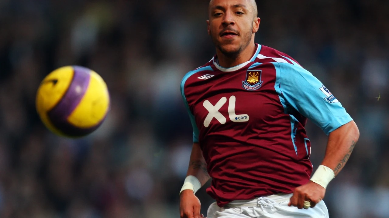 Faubert, en un partido con el West Ham Faubert, en un partido con el West Ham