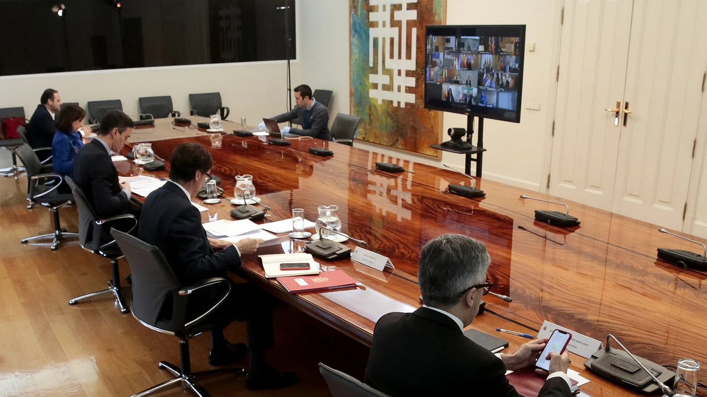 Imagen de la videoconferencia de Pedro Sánchez con los presidentes autonómicos celebrada este domingo Imagen de la videoconferencia de Pedro Sánchez con los presidentes autonómicos celebrada este domingo