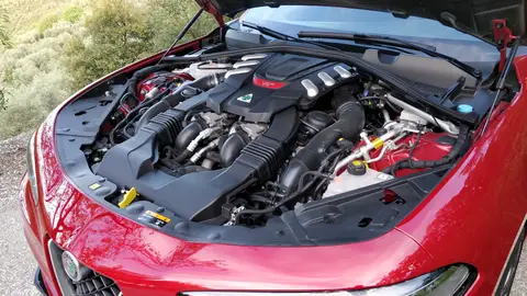 Alfa Romeo Giulia Quadrifoglio Alfa Romeo Giulia Quadrifoglio