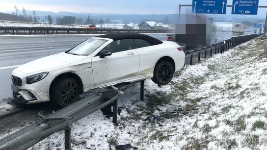 El coche de Jerome Boateng tras el accidente El coche de Jerome Boateng tras el accidente